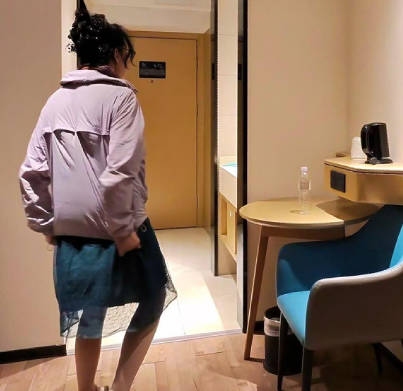 正面内射妈妈真爽