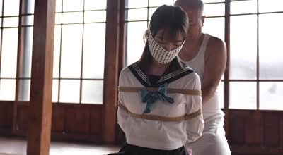 MUDR-294 無垢 制服緊縛愛玩 ～SHIBARI～ 花狩まい
